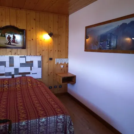 Cote Bisanne Dans Le Nepal Apartment Les Saisies